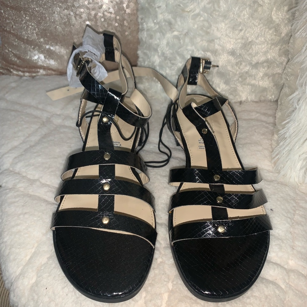 Liz Claiborne Black Sandals